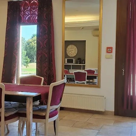Apartmani N.May'S Karlovac Exterior photo