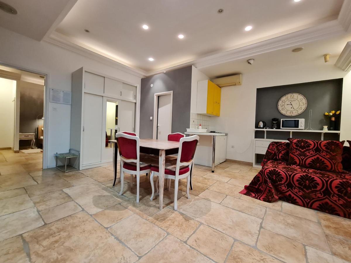 N.may's Apartment